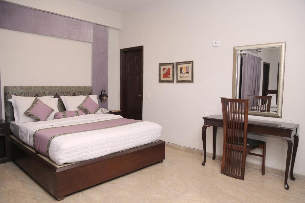Shelton Hotel Lahaur Zewnętrze zdjęcie