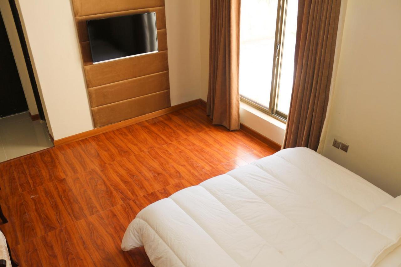 Shelton Hotel Lahaur Zewnętrze zdjęcie